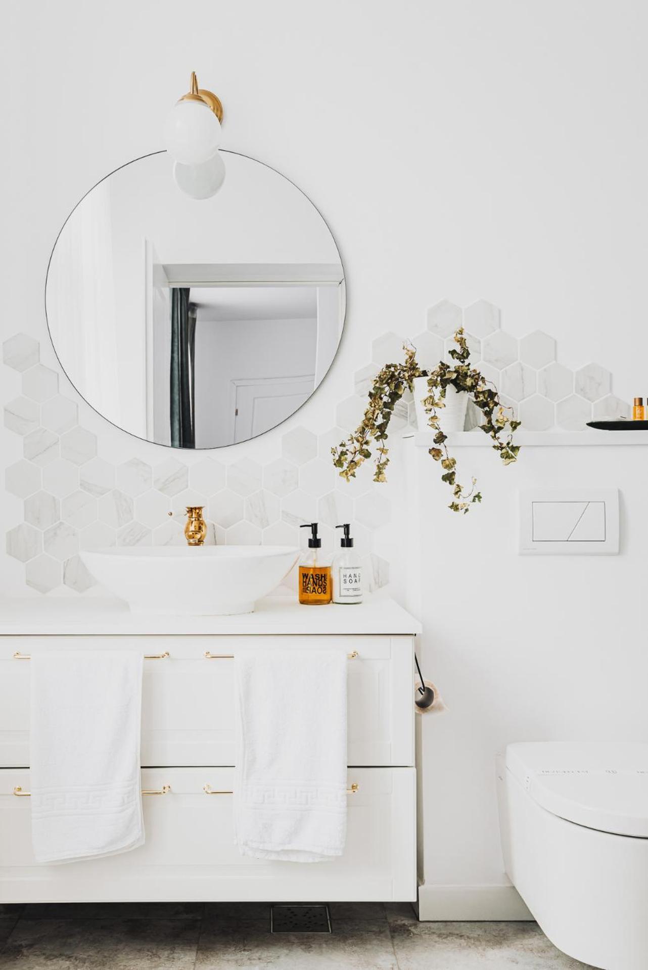 Voya Nordic Apartment-A Luxury Oasis In The Old Town Braşov Exteriör bild